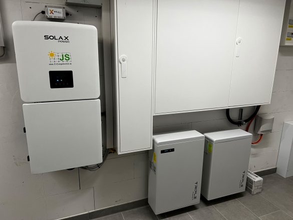 12kWh Hybridwechselrichter mit 11,5kWh Speicher, Ersatzstromfähigkeit und Wärmepumpenadaption